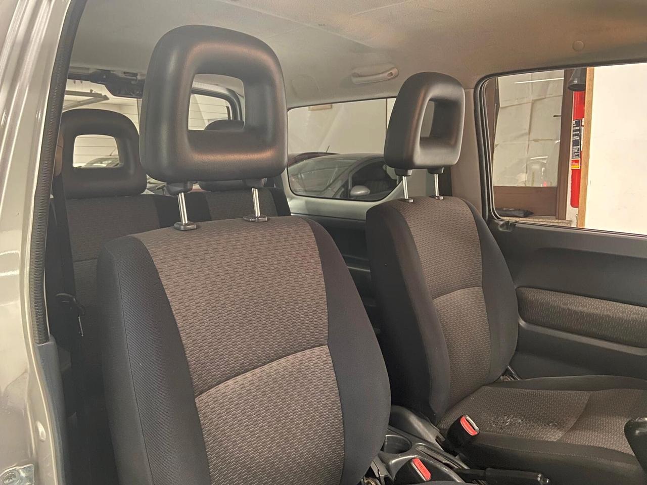 Suzuki Jimny 1.5 DDiS cat 4WD JLX