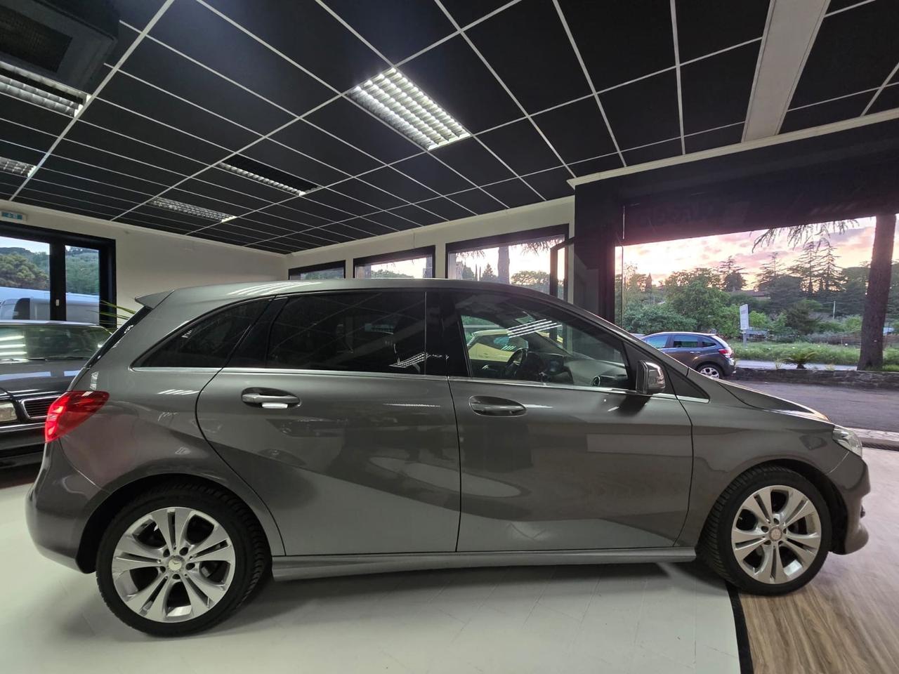 Mercedes-benz B 200 B 200 CDI Premium