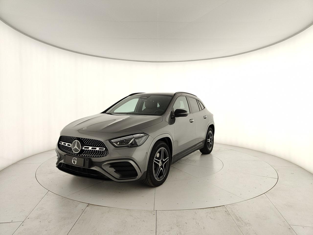 Mercedes-Benz GLA 200 d 4MATIC