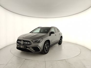 Mercedes-Benz GLA 200 d 4MATIC
