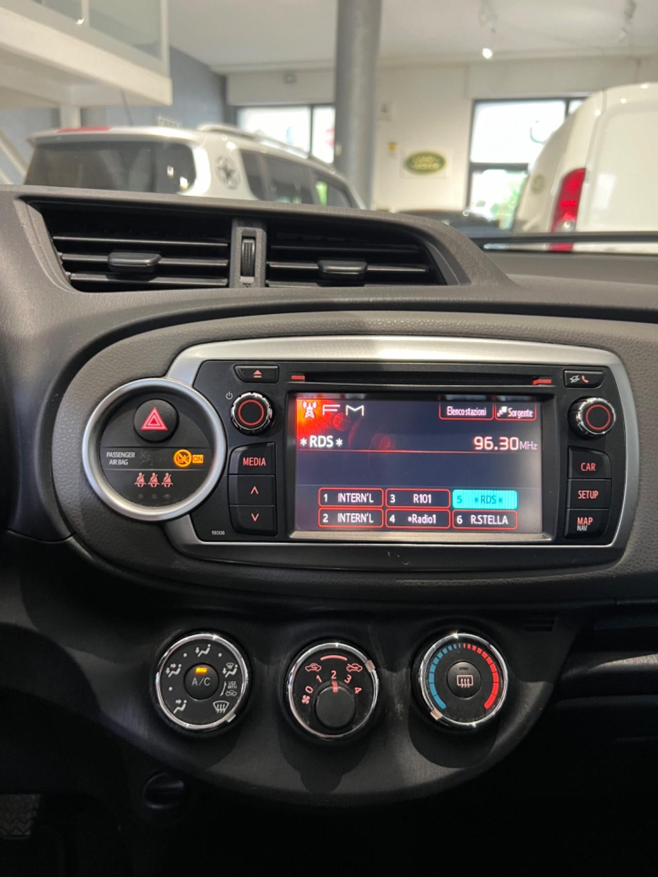 Toyota Yaris 1.4 D-4D 5 porte NEOPATENTATI