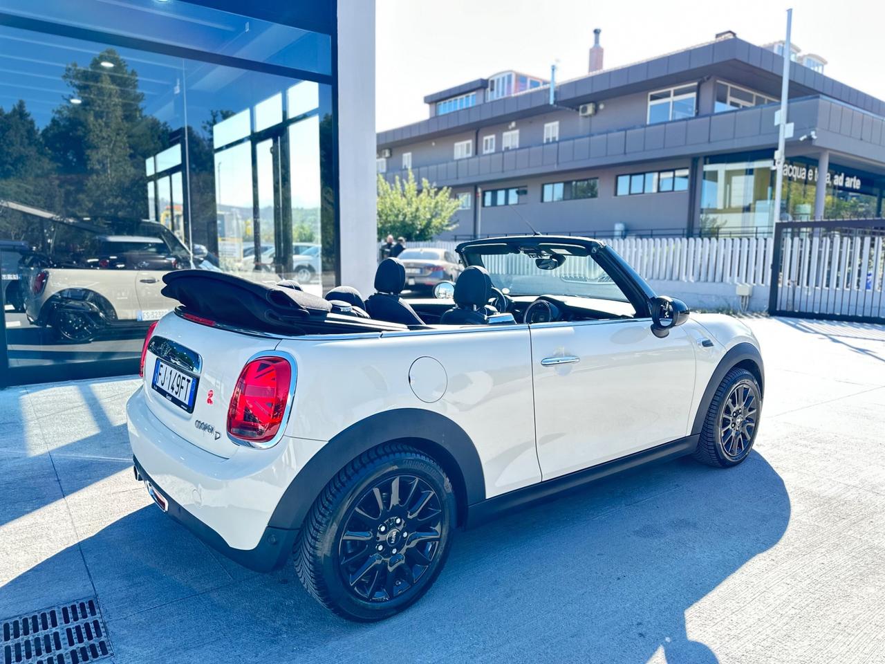 Mini 1.5 Cooper D Hype Cabrio auto