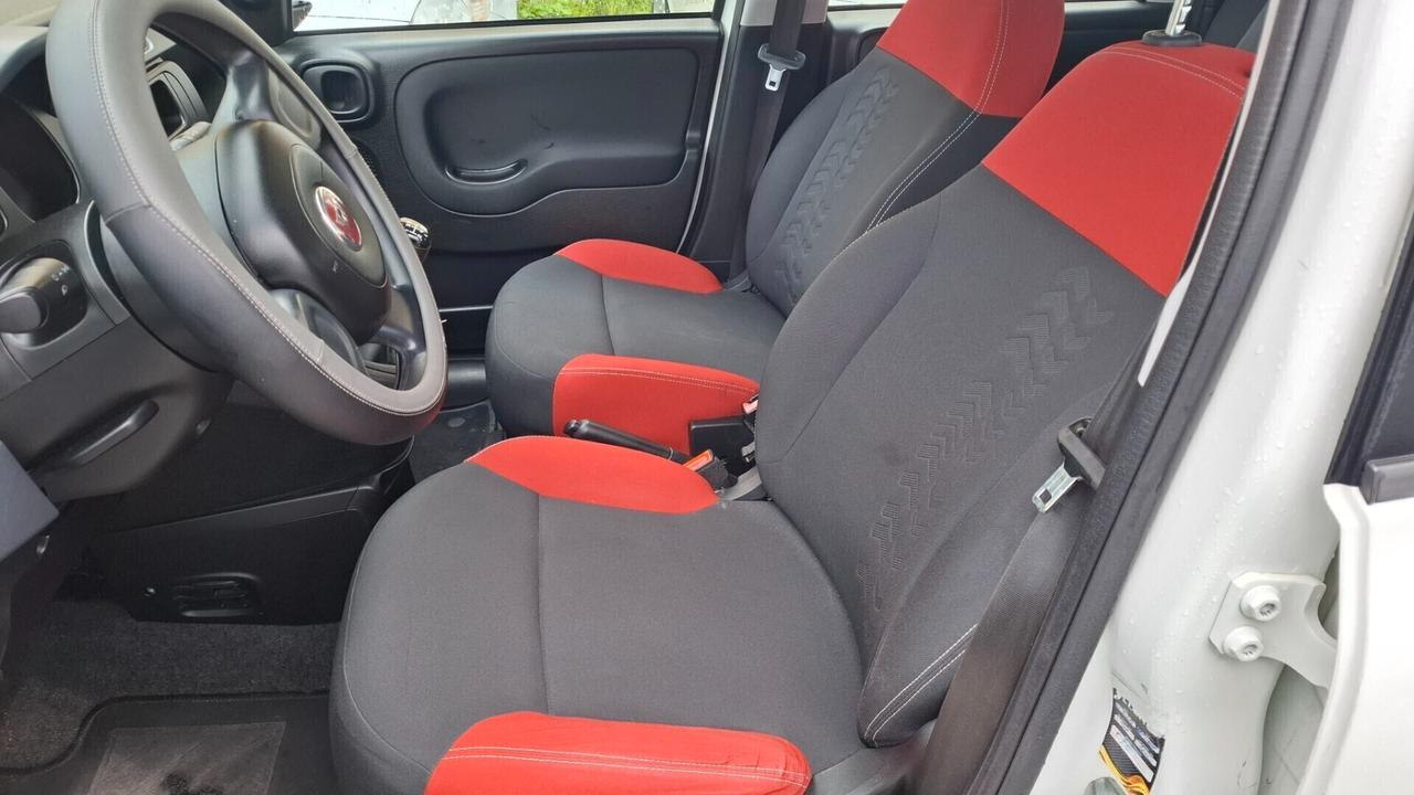 FIAT PANDA 1.2 Connected by Wind BENZINA