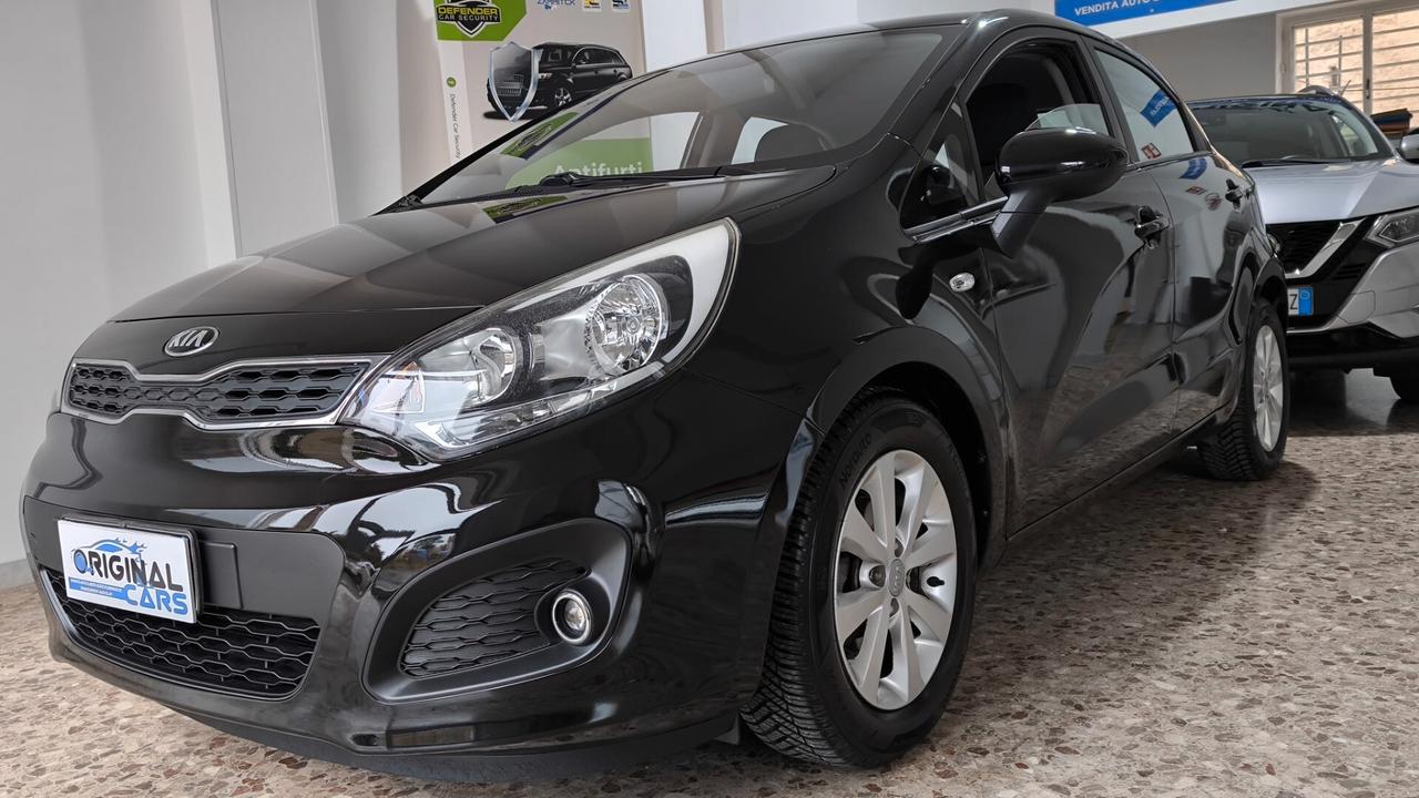 Kia Rio 1.2 CVVT 5p. Cool
