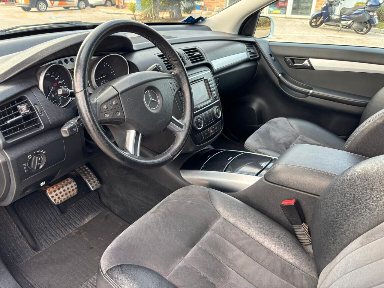 Mercedes-benz R 320 CDI cat 4Matic Premium Lunga 7POSTI