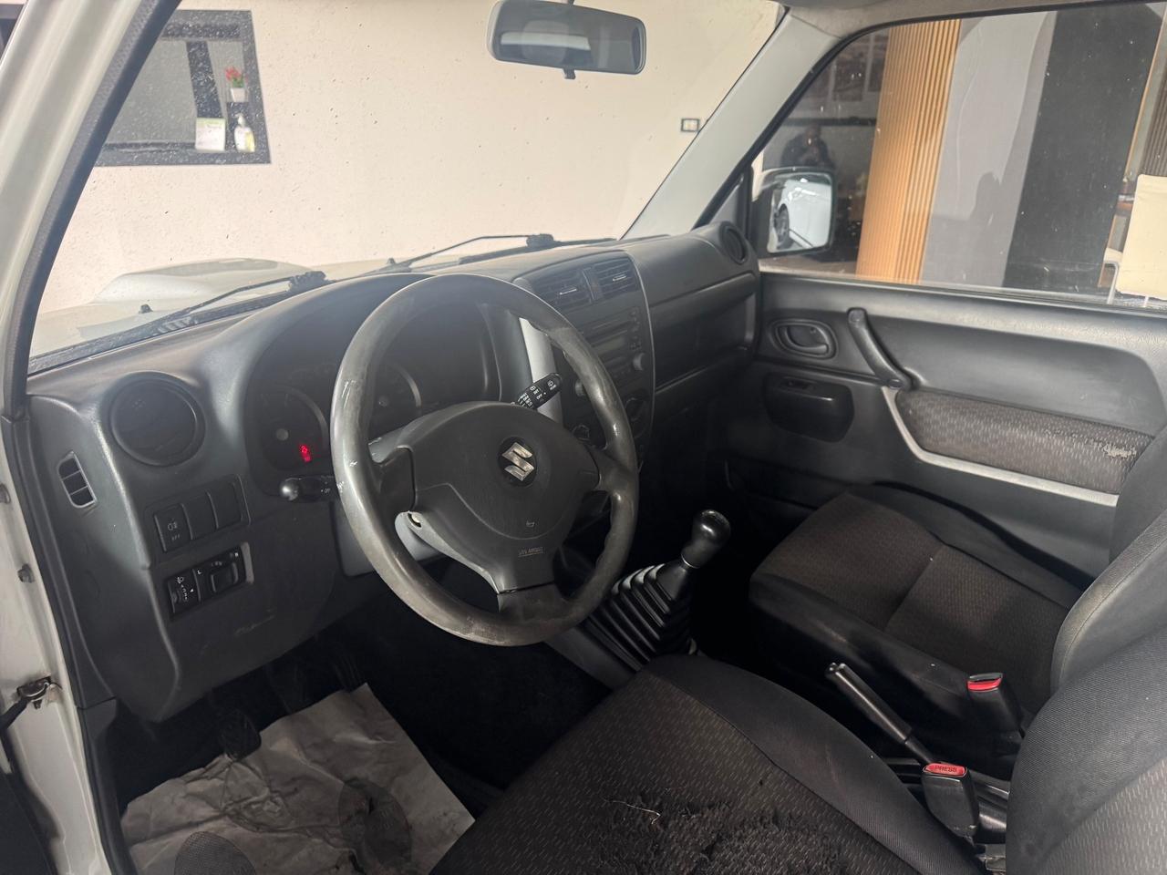 Suzuki Jimny 1.5 DDiS cat 4WD JLX