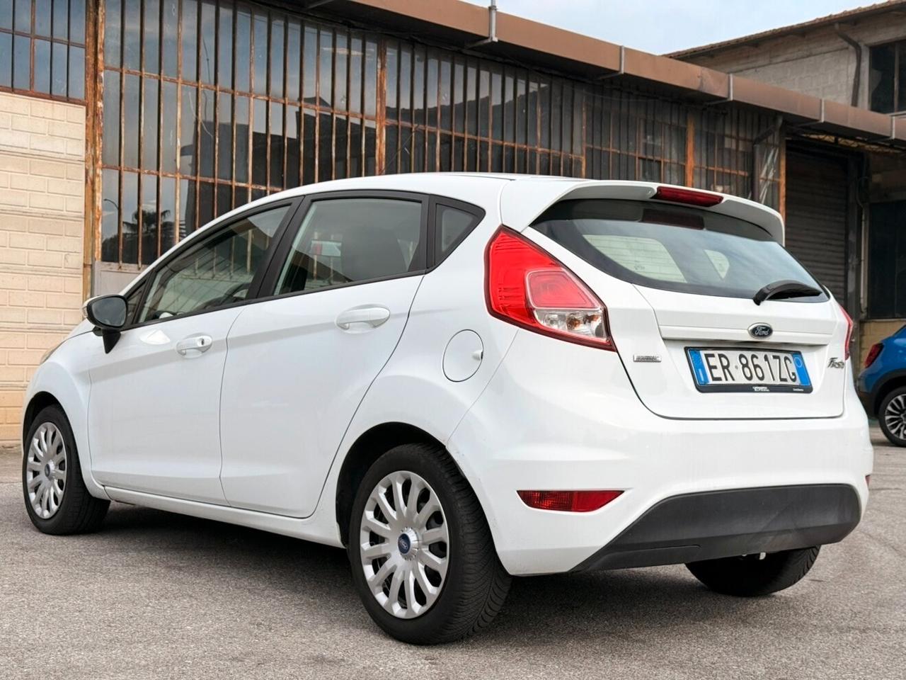 Ford Fiesta 1.5 TDCi 75CV 5 porte Titanium
