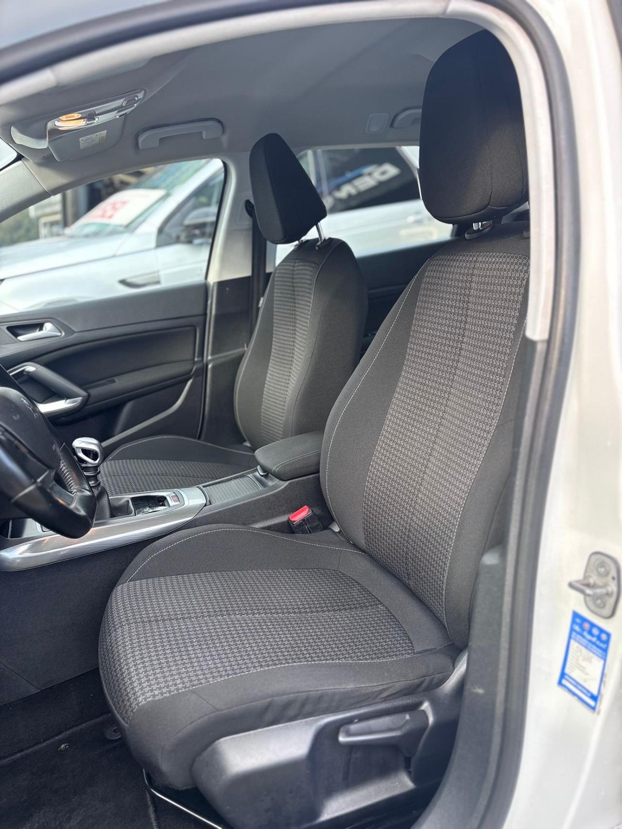 Peugeot 308 BlueHDi 130 S&S SW Allure