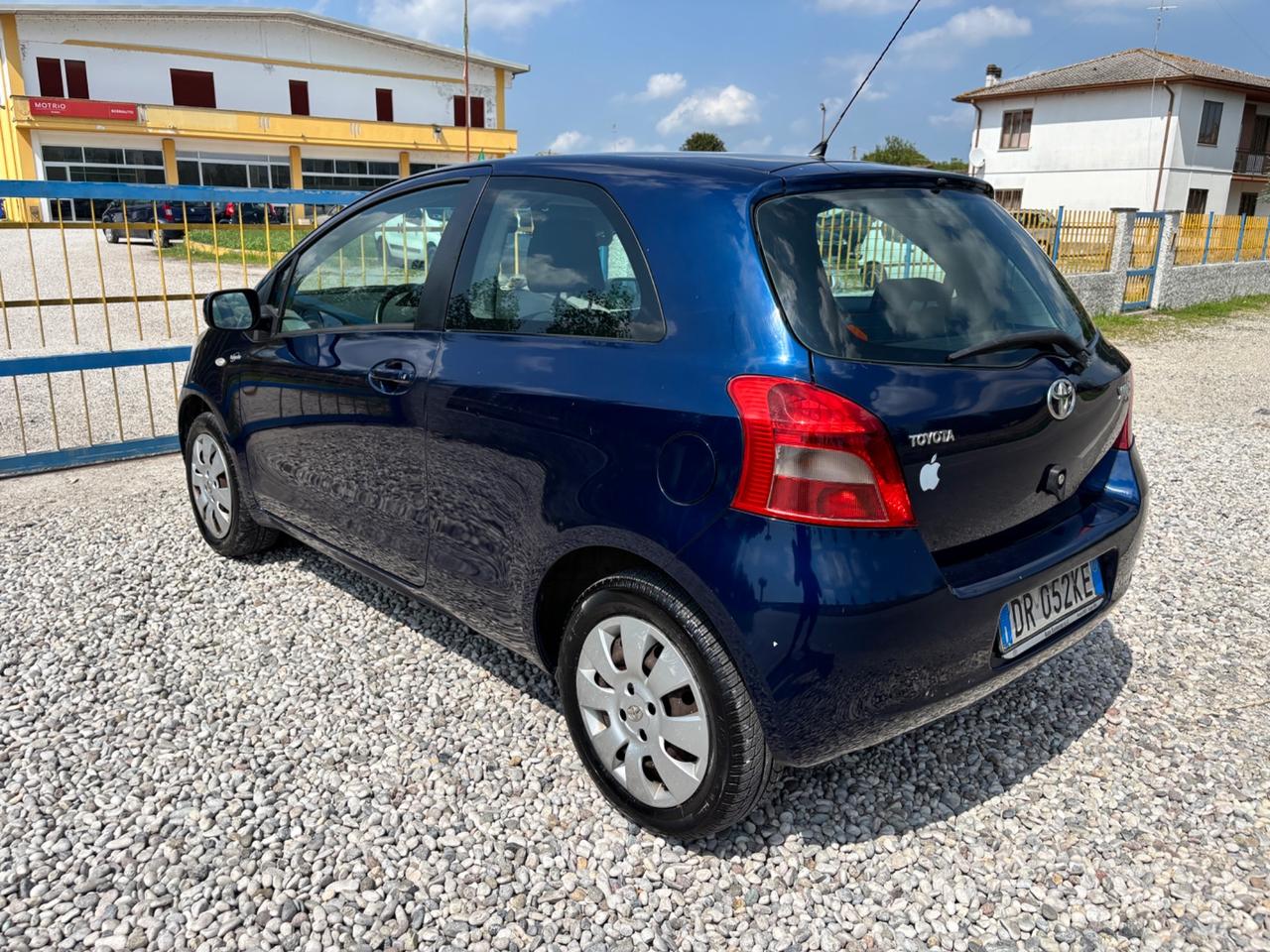 Toyota Yaris 1.0 3 porte