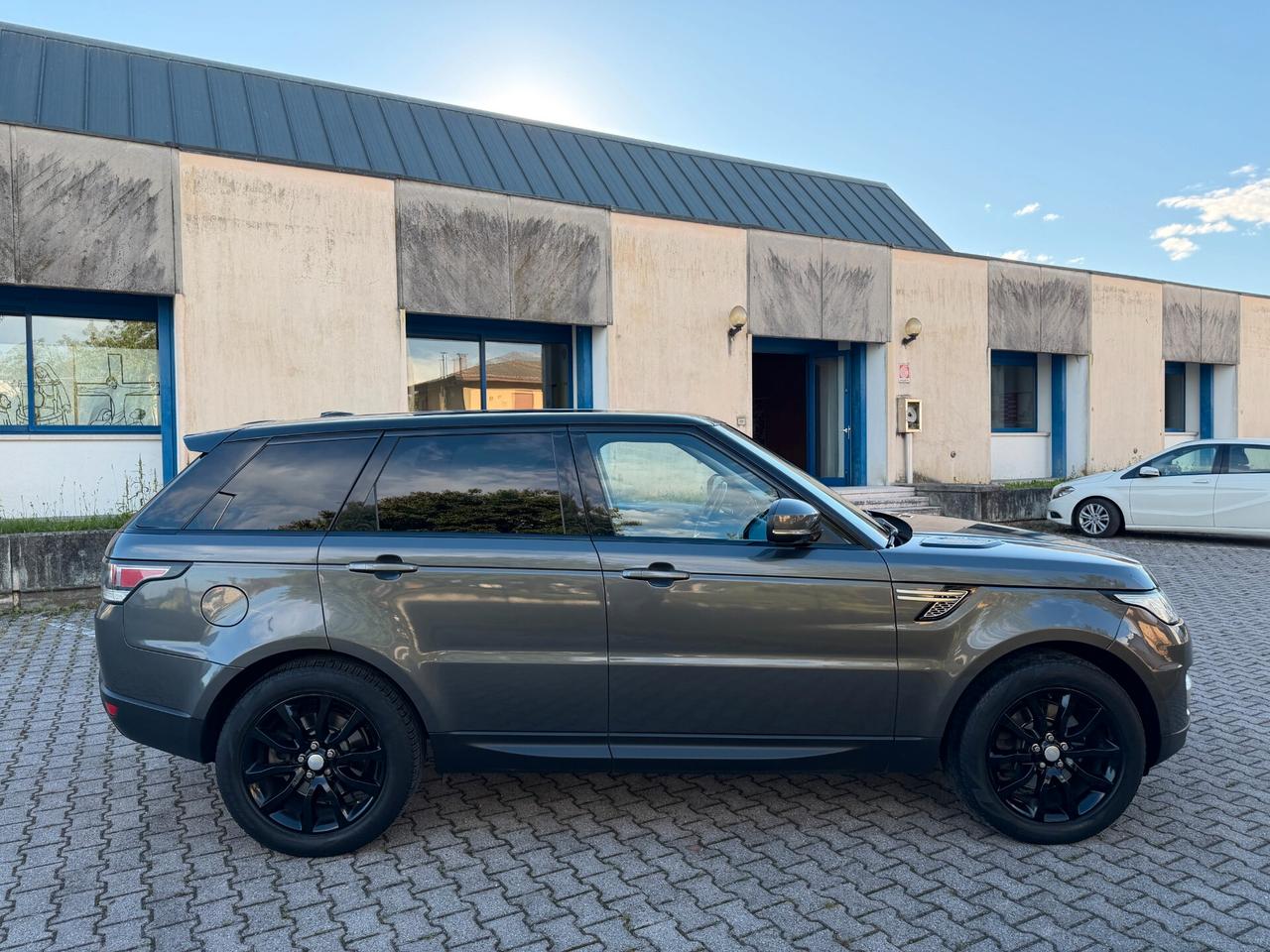 Land Rover Range Sport 3.0 TDV6 HSE Dynamic