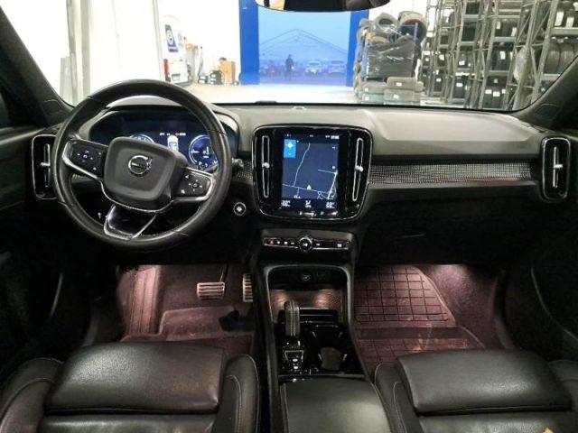 VOLVO XC40 T4 Recharge Plug-in Hybrid R-design