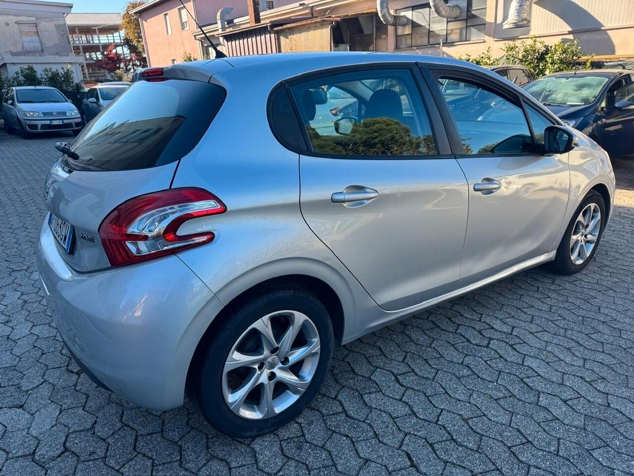 Peugeot 208 1.2 VTi 82 CV 5 porte Active*EURO5*NEOPATENTATI