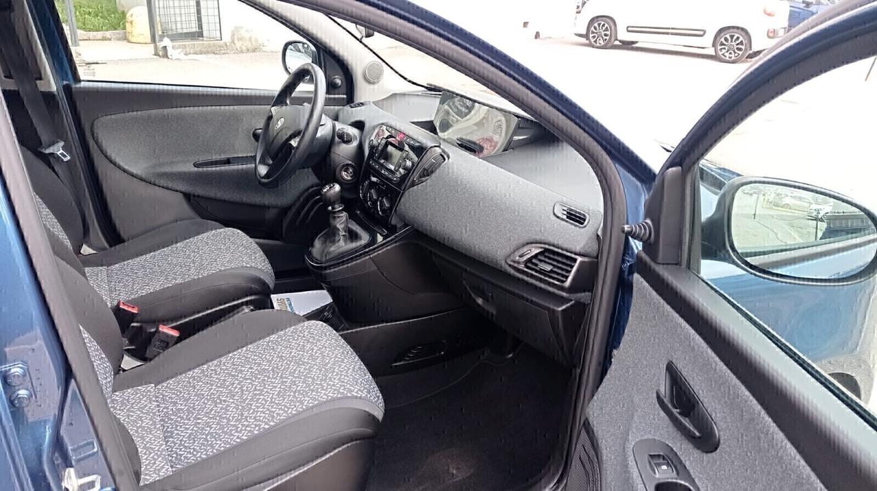 Lancia Ypsilon 1.0 FireFly 5 porte S&S Hybrid Silver Plus *PREZZO REALE*
