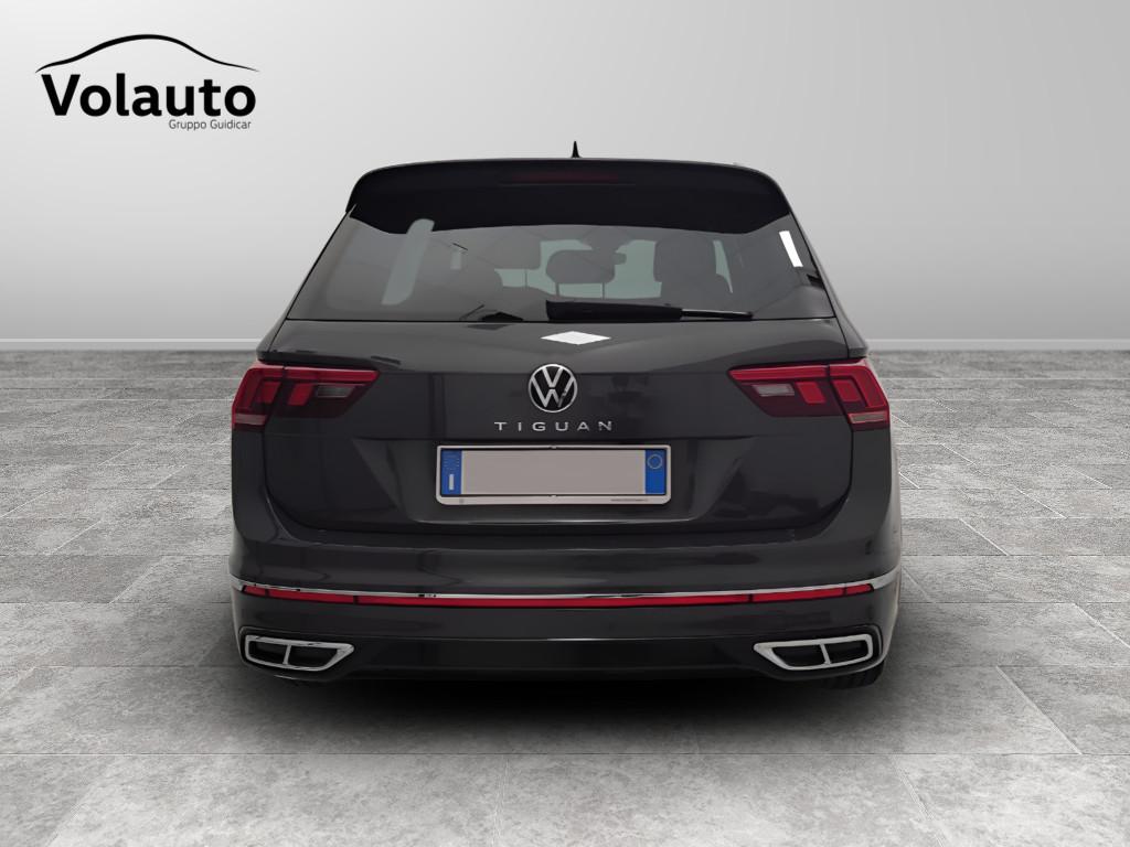 VOLKSWAGEN Tiguan II 2021 - Tiguan 2.0 tdi R-Line 150cv dsg