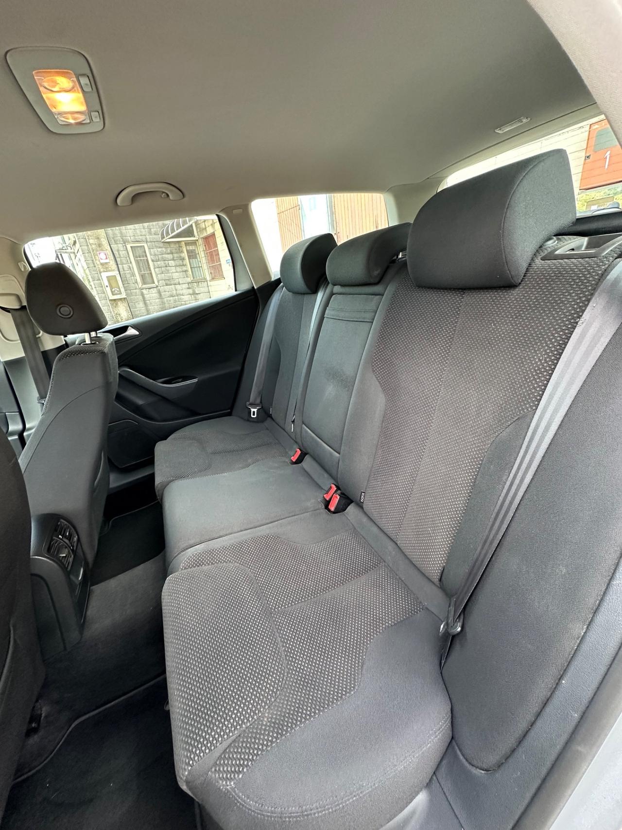 Volkswagen Passat 2.0 TDI DPF 4mot. Var. Highline Unico Prop.