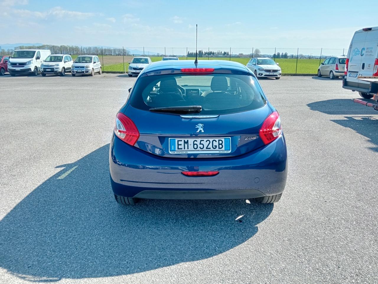 Peugeot 208 1.2VTi 82CV 5p. Allure UNIPROPRIETARIO