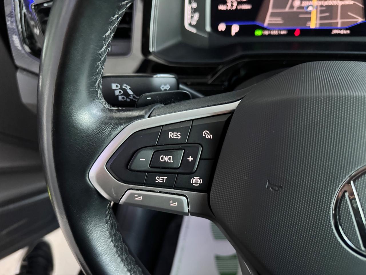 Volkswagen Polo 1.0 TSI DSG Life NAVI ACC LED