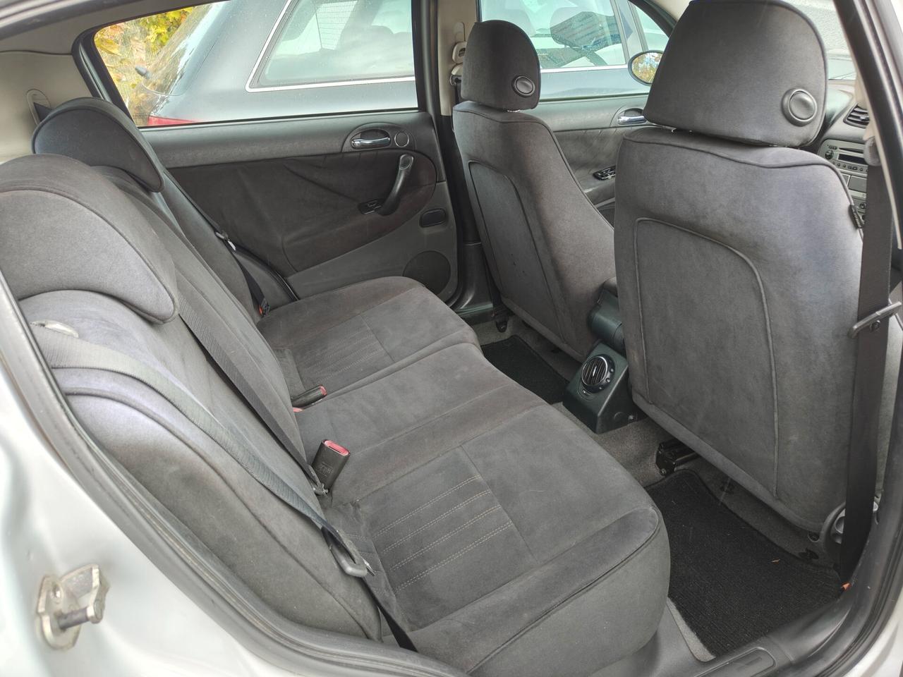 Alfa Romeo 147 1.6 16V TS (105) 5 porte Distinctive
