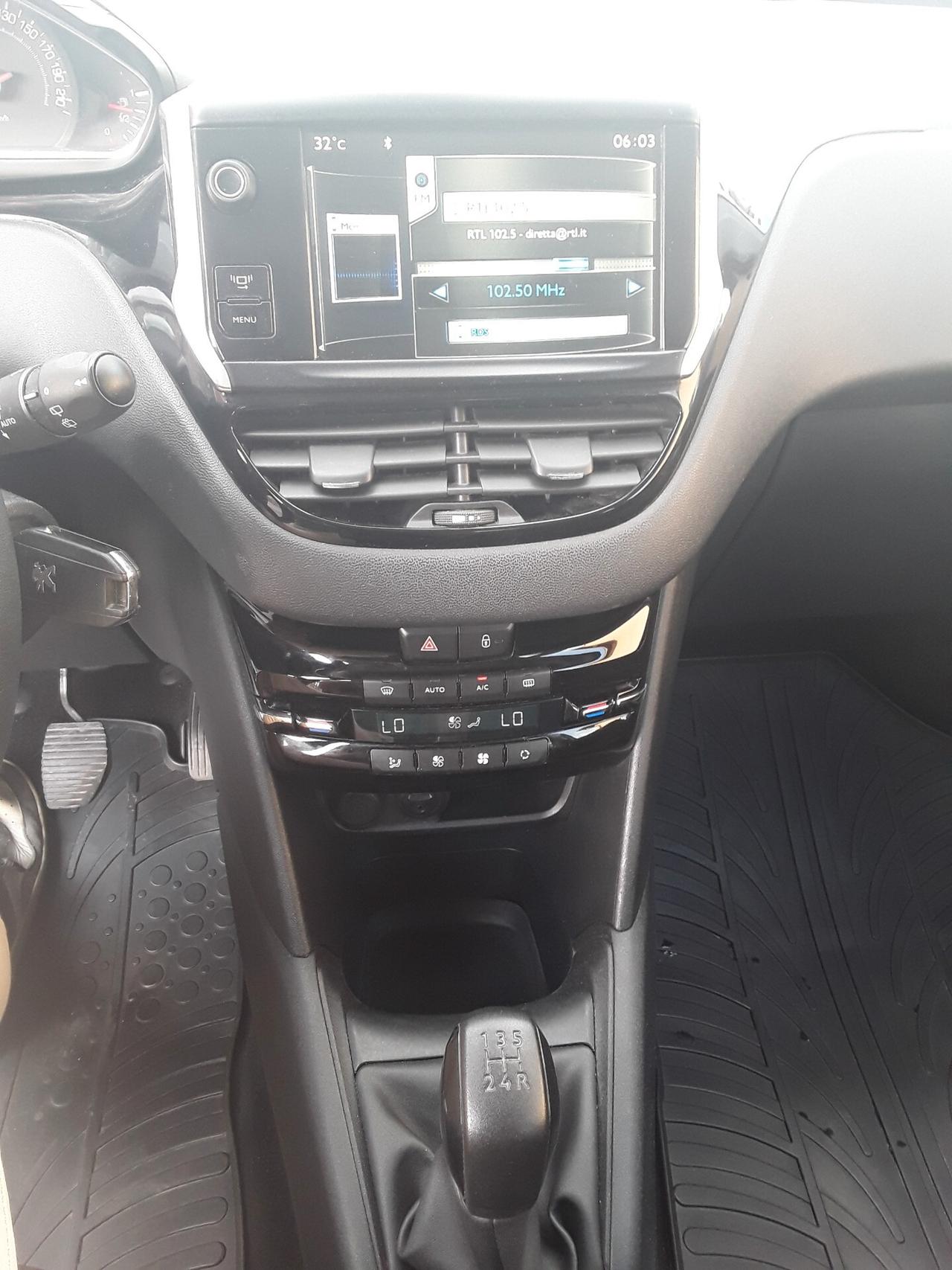 Peugeot 208 1.2 VTi 82 CV 3 porte Access