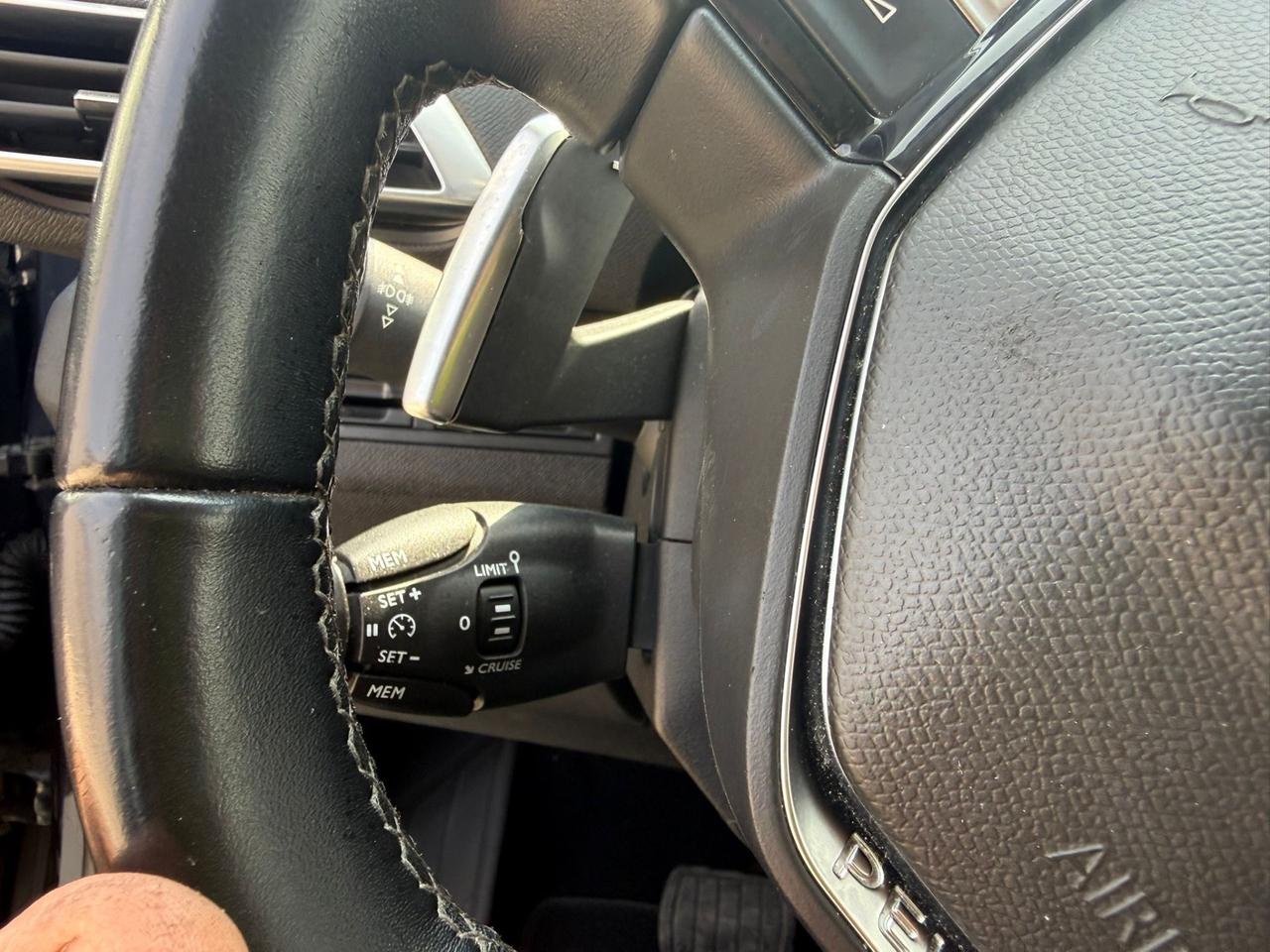 Peugeot 5008 7 POSTI