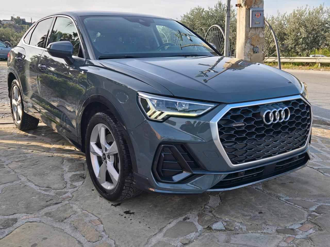 Audi Q3 SPB 40 TDI quattro S tronic S line edition