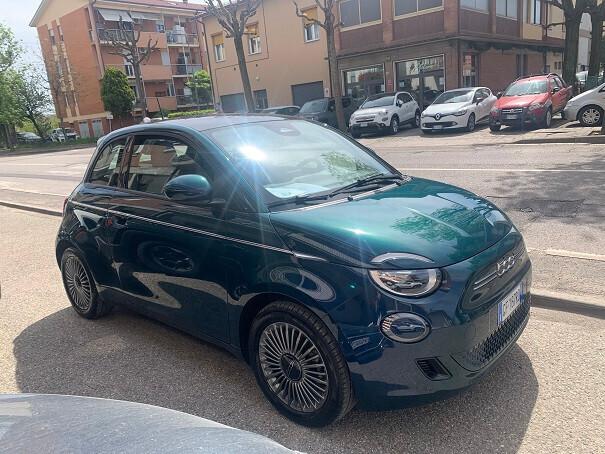 Fiat 500 Icon Berlina 42 kWh