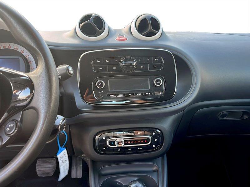 smart fortwo fortwo 70 1.0 twinamic Youngster
