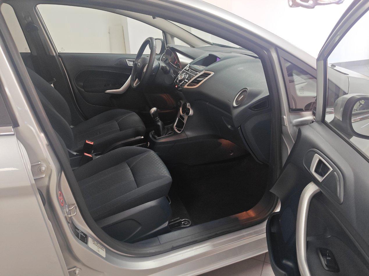 Ford Fiesta 5 Porte Fiesta 5p 1.4 16v Titanium c/esp Gpl E5