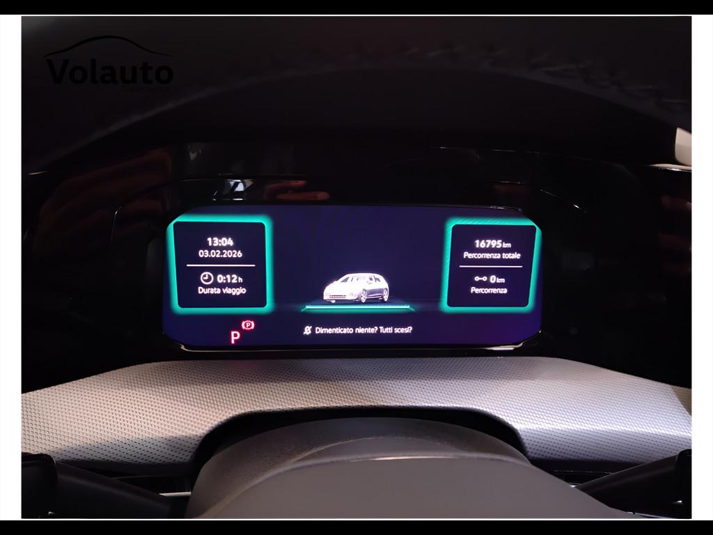 VOLKSWAGEN Golf VIII 2024 - Golf 2.0 tdi Style 150cv dsg