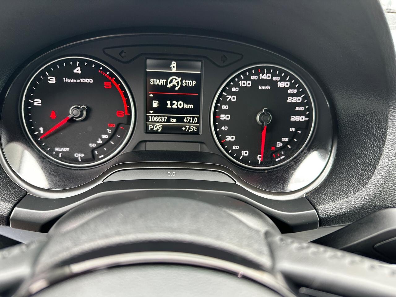 Audi Q2 35 TDI S tronic Identity Black