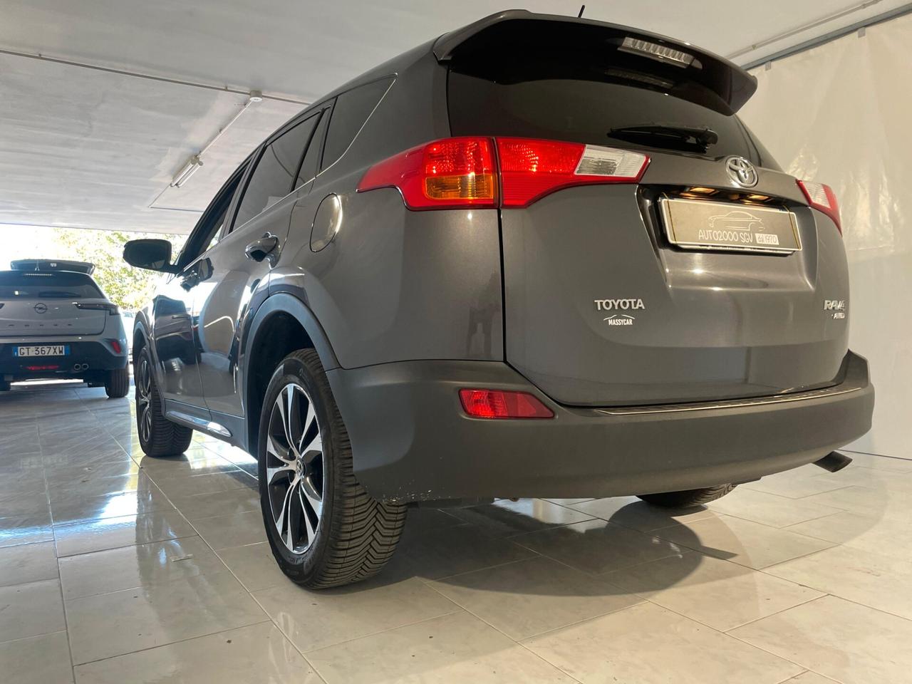 Toyota RAV 4 RAV4 2.0 D-4D 4WD Lounge