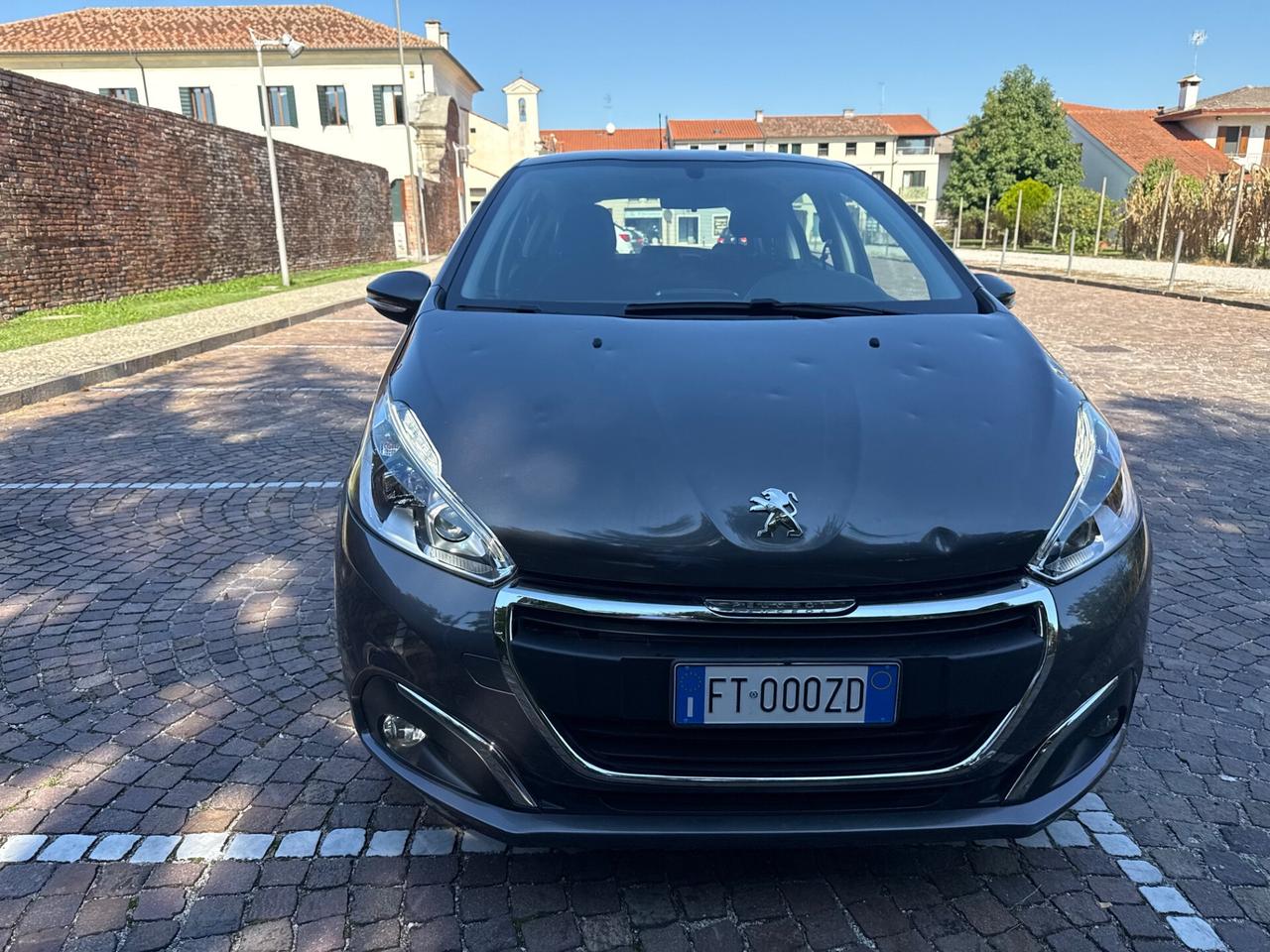 Peugeot 208 BlueHDi 100 S&S 5 porte GT Line