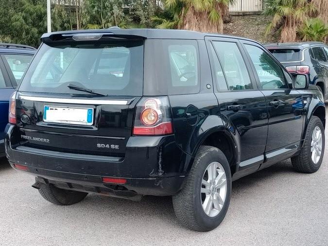 Land Rover Freelander 2.2 SD4 S.W. SE