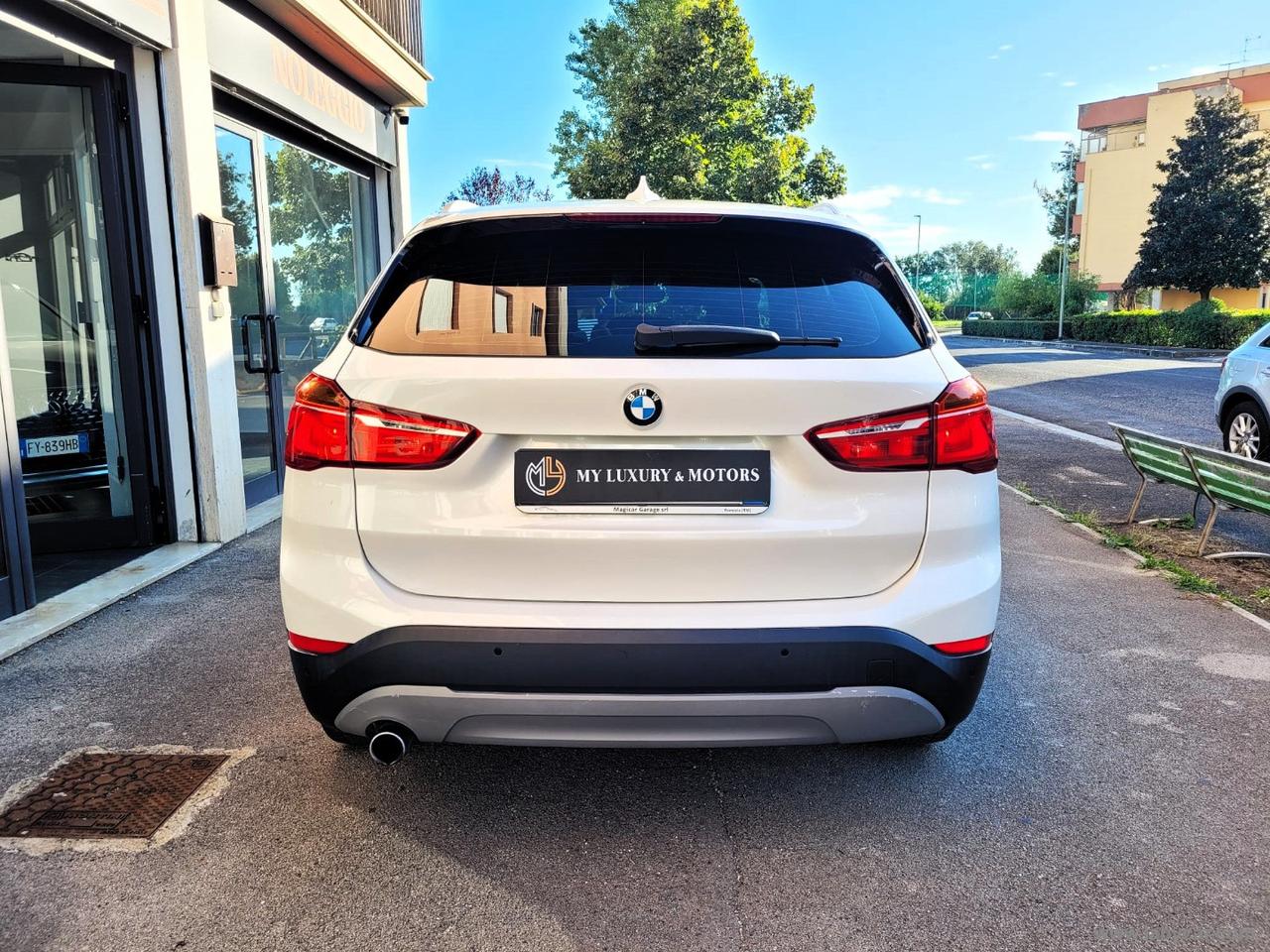 BMW X1 sDrive18d Advantage P.CONS*EURO6B