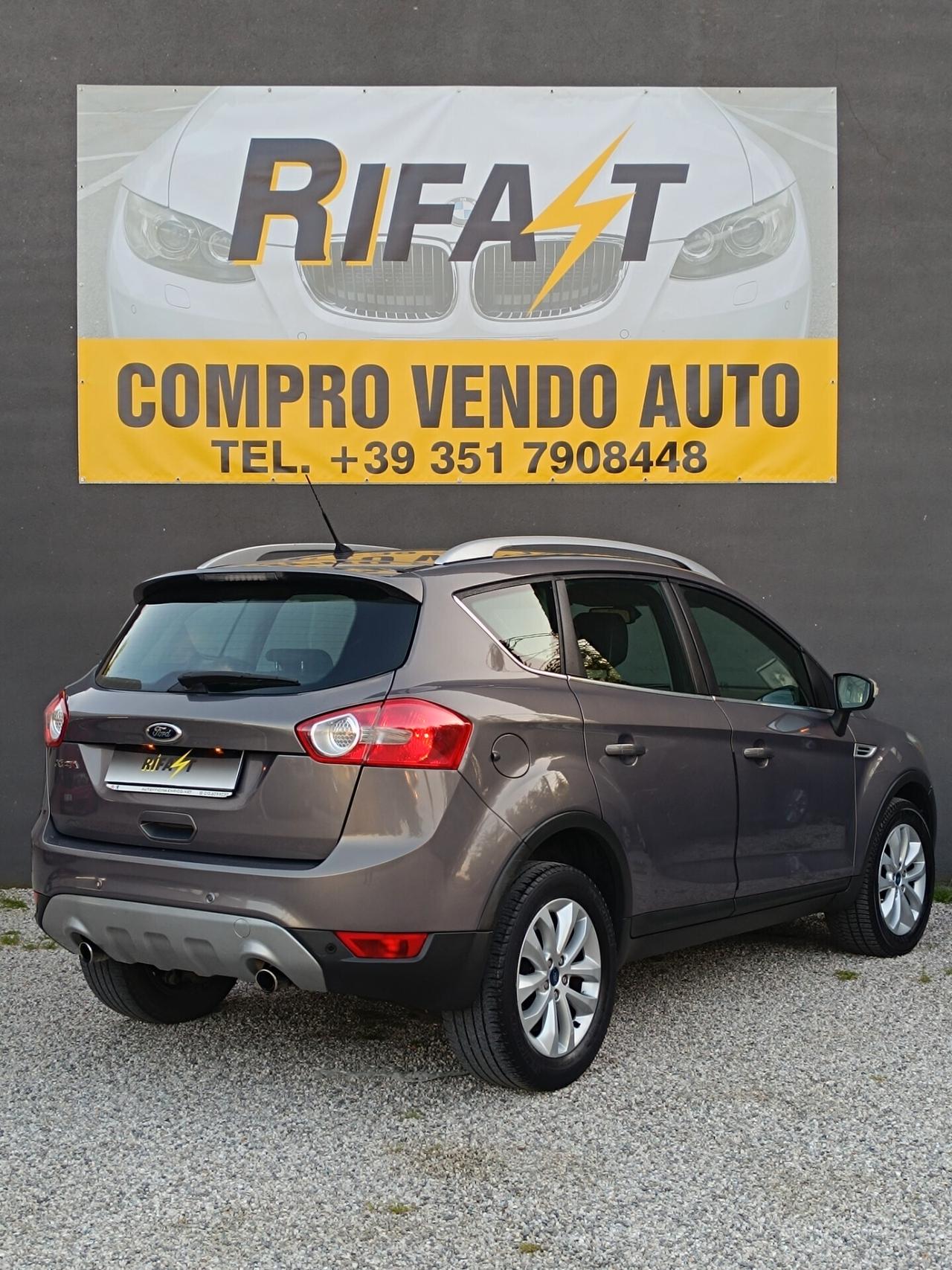 Ford Kuga 2.0 TDCI 4x4 Powershift Titanium