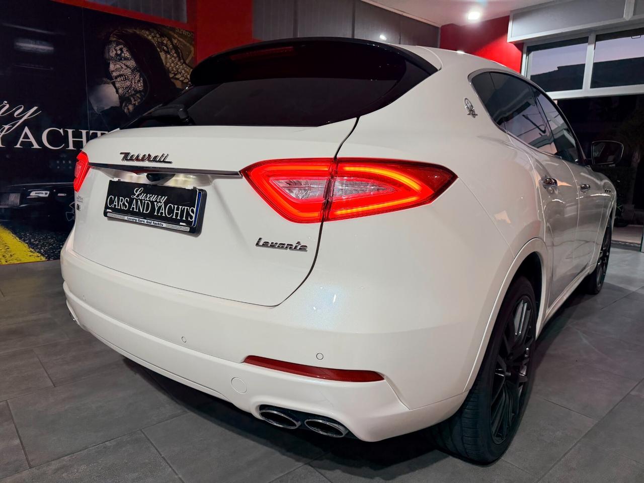 Maserati Levante V6 Diesel 275 CV AWD-PANO-FULL