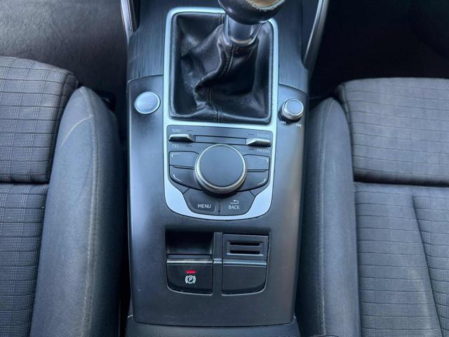 AUDI A3 SPB 2.0 TDI 184 CV clean diesel Attraction