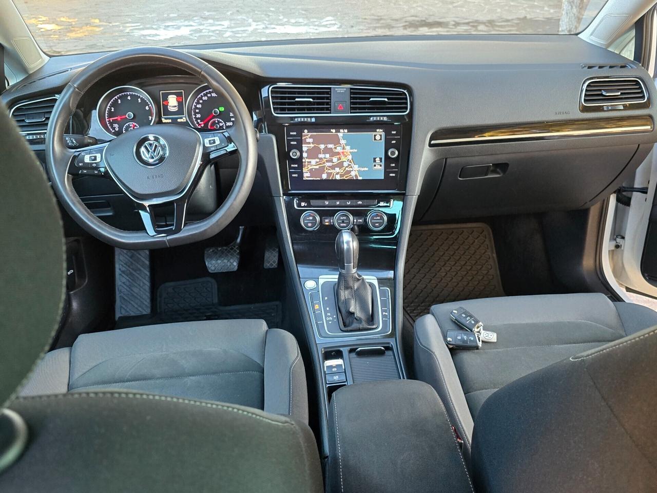 VOLKSWAGEN Golf 1.5 TGI DSG 5p. Highline BlueMotion Technology