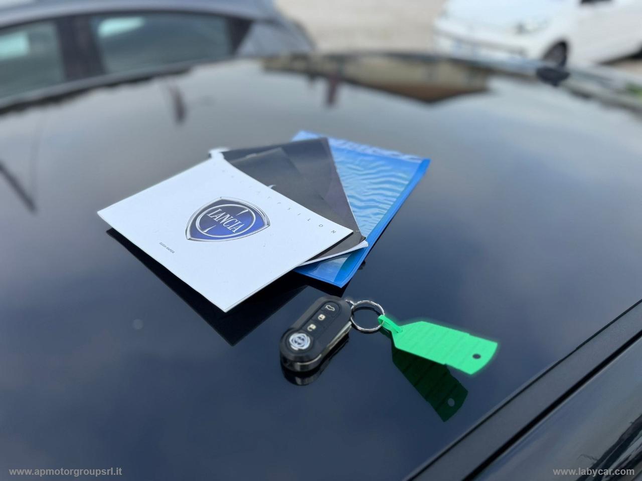 LANCIA Ypsilon 1.0 FireFly 5p.S&S Hyb. ECOCHIC HYBRID