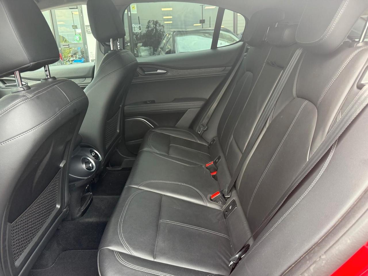 Alfa Romeo Stelvio 2.0 Turbo 200 CV AT8 Q4 Executive