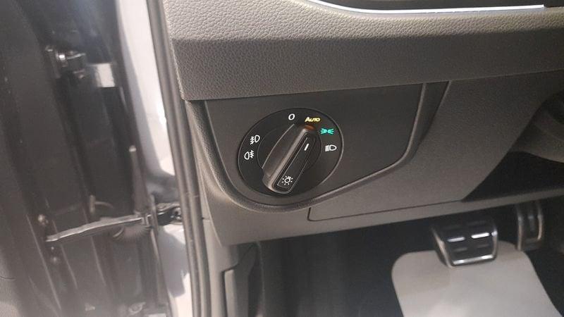 Volkswagen Taigo Taigo 1.0 TSI 110 CV DSG R-Line