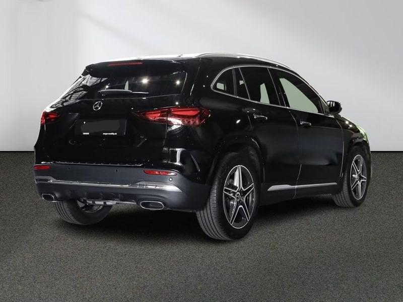 Mercedes-Benz GLA GLA 200 Automatic AMG Line Advanced Plus Camera 19" Mbux