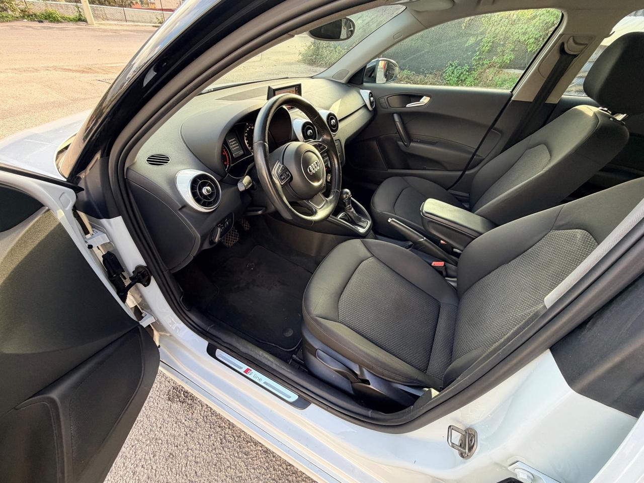 Audi A1 S Line Automatica 1.6 TDI
