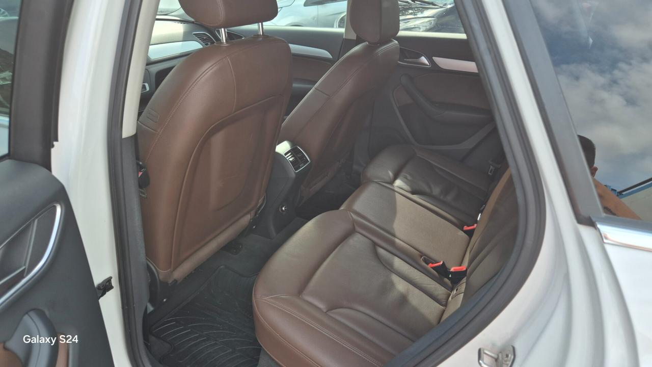 Audi Q3 2.0 TDI 150 CV quattro S tronic edition Sport