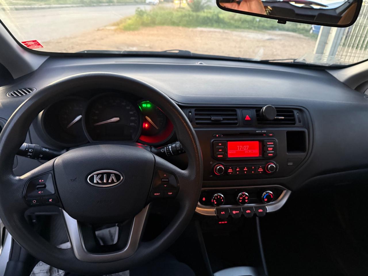 Kia Rio 1.4 CRDi X Neo patentati