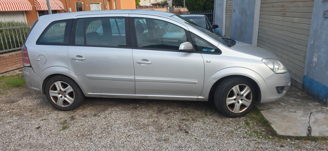 Opel Astra 1.6 16V GPL-TECH Station Wagon Edition