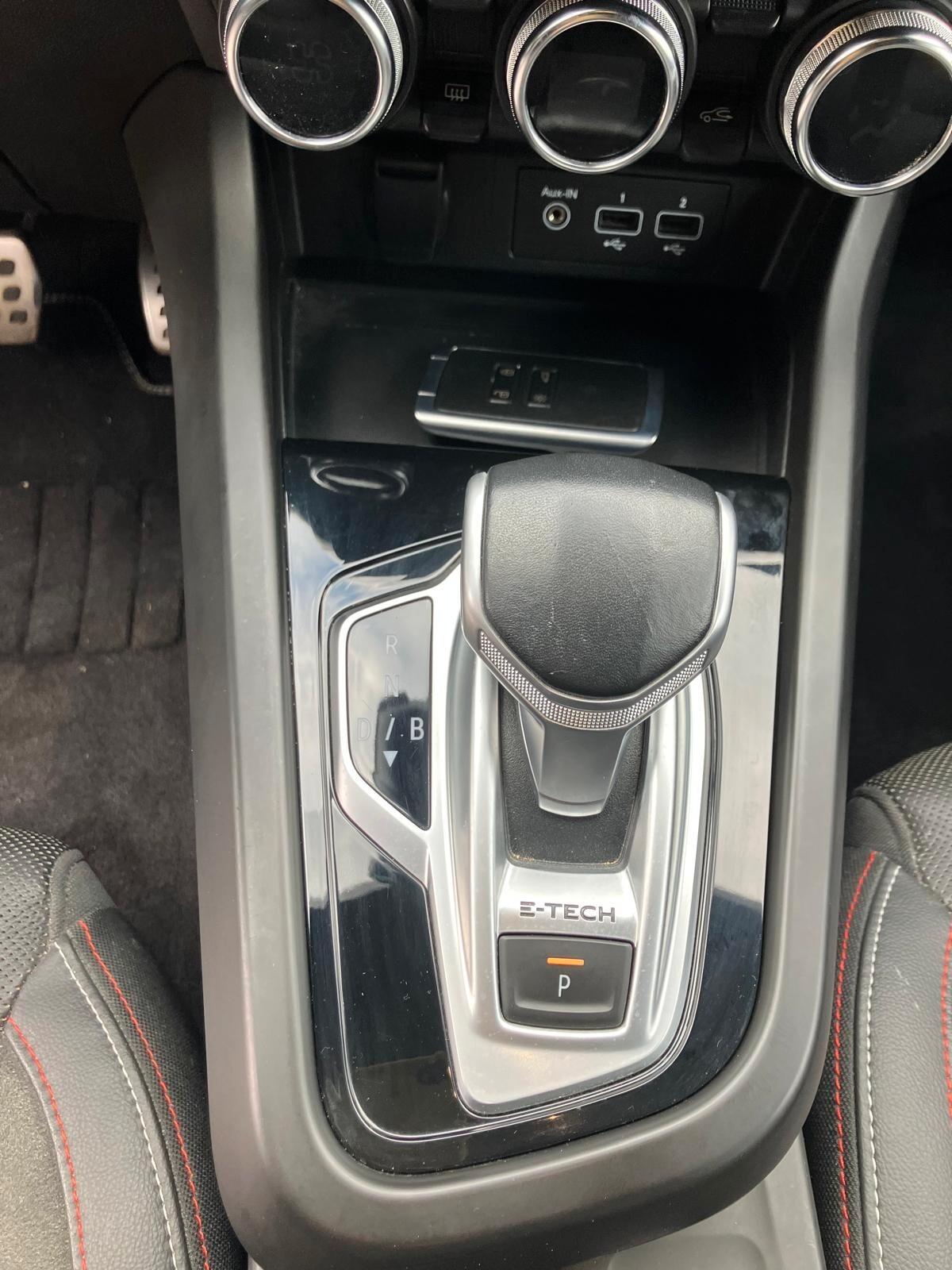 RENAULT ARKANA 1.6 Hybrid E-TECH 145cv RS Line