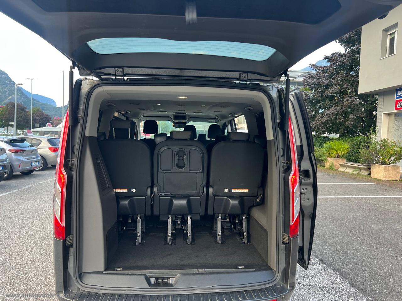 FORD Tou.Cust. 320 2.0 TDCi 130 aut. PC Tit.