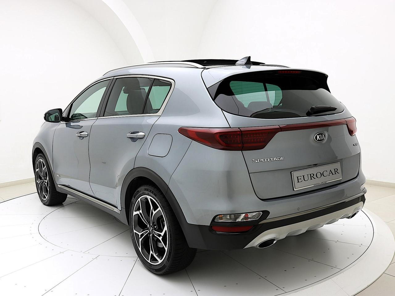 Kia Sportage 2.0 CRDI AWD Mild Hybrid GT Line TETTO