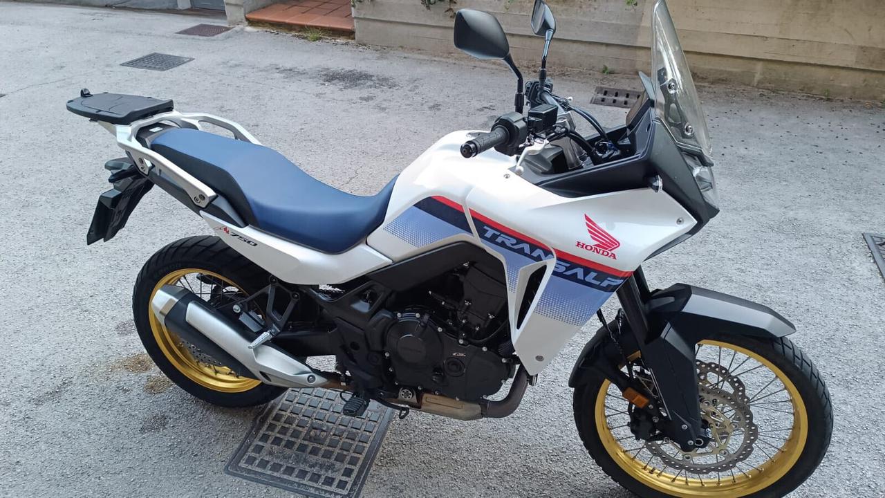 Honda Transalp 750 92cv UNICO PROPRIETARIO